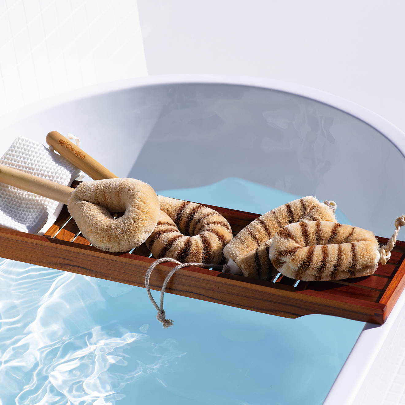 酒屋の前掛け 亀の子束子　プレミアム 新商品イメージ1×1.jpg