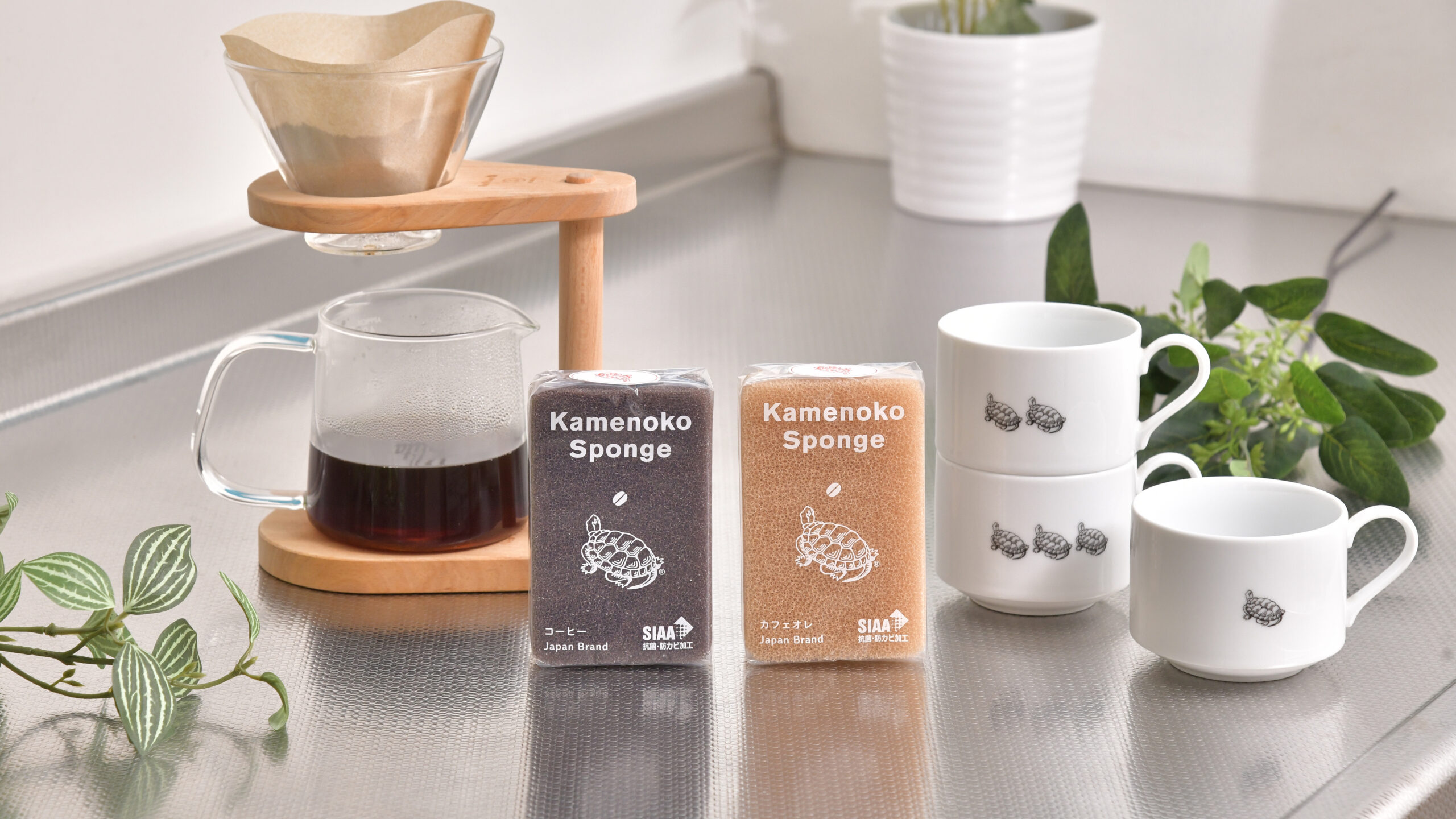 し*丸様 三味線 亀甲柄 ケース付き 亀の子スポンジ 秋の限定色 発売のお知らせ | 亀の子束子 公式ウェブ